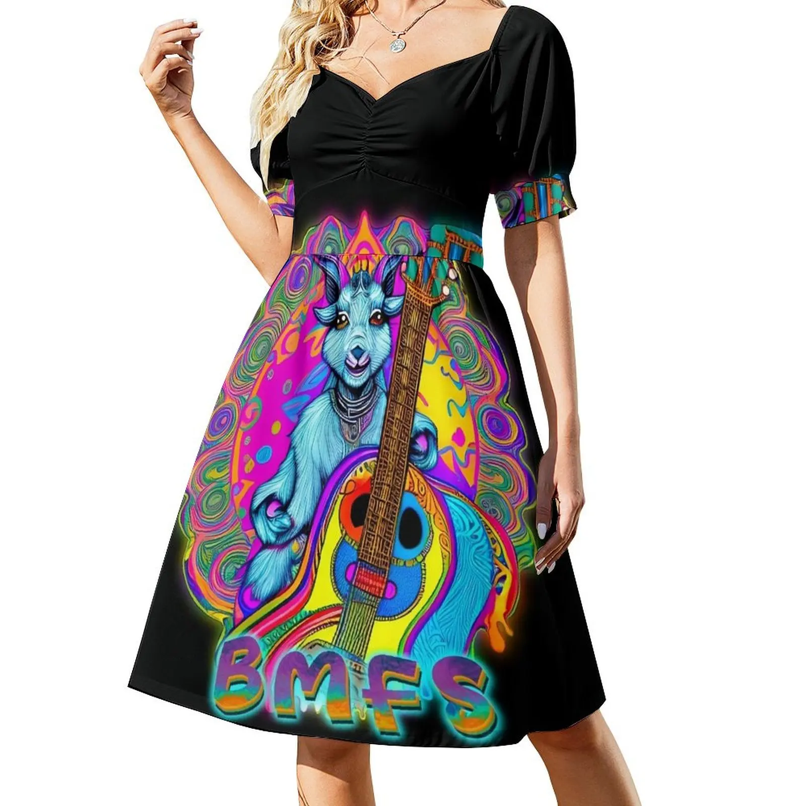 thumbnail image 1 of Vestido de manga corta con diseño de cabra psicodélica y guitarra de BMFS, ideal para festivales y fiestas de graduación., 1 of 7