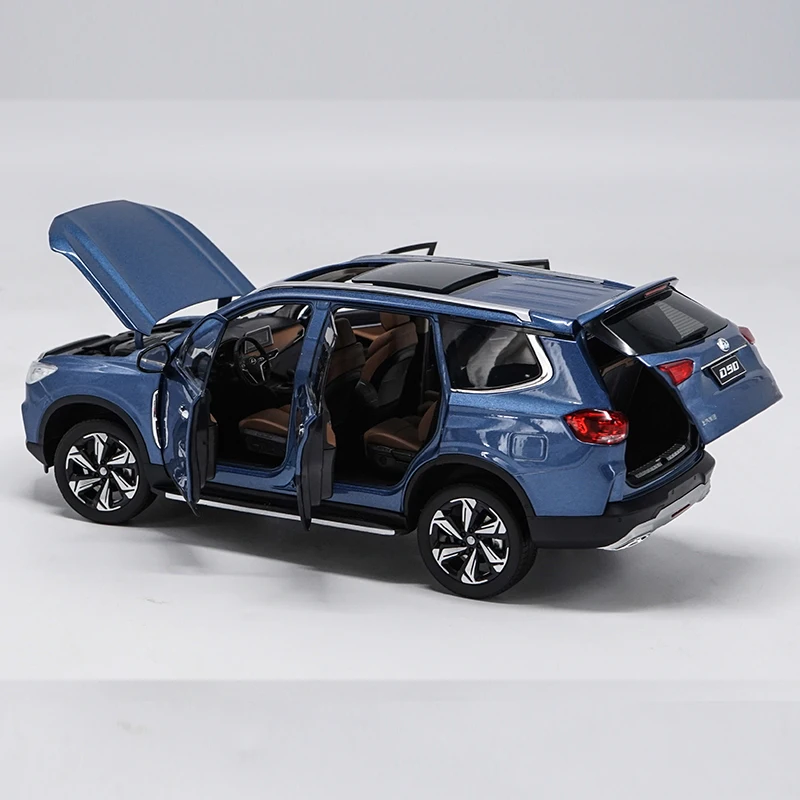 

No Battery 1/18 Diecasts MAXUS D90 Car Model Alloy Car Kids Toys For Boys Children Toys