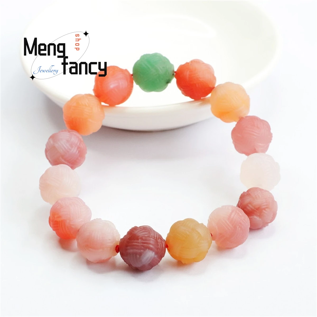 õ Yanyuan  ڼ  ĵ ÷  Ʈ , ϰ   ִ м ٸ  ־