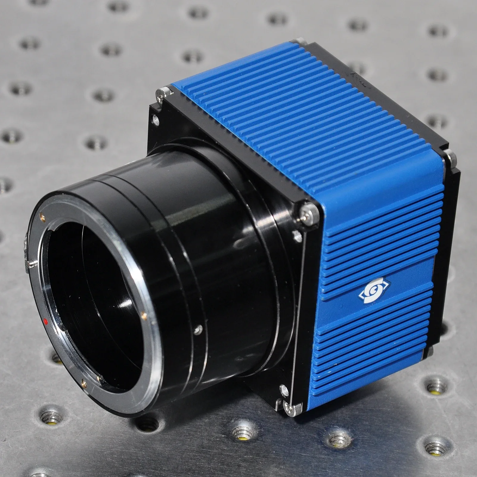 

Немецкая камера SVCam hr16050CFLGEA цветная 16 миллионов пикселей Двойная гигабитная камера ПЗС б/у