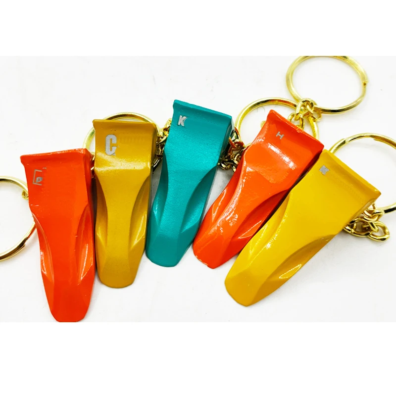 

Excavator Parts Bucket Tooth Keychain Metal Tooth Aberdeen For Komatsu For Carter For Hitachi For Kobelco Broken Hammer Buckle