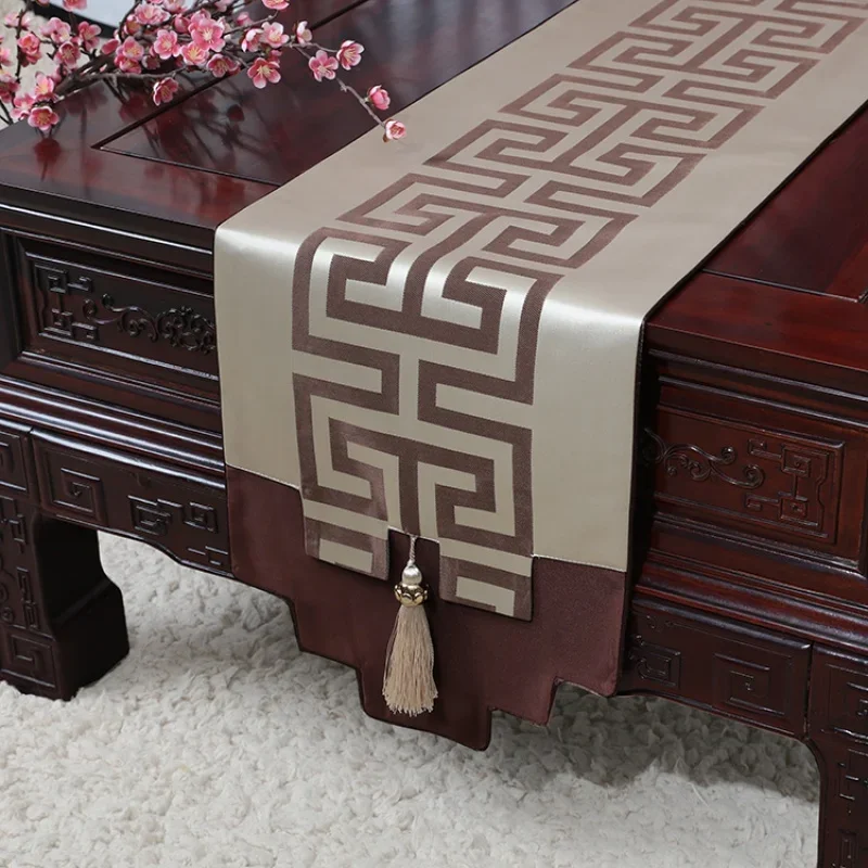 

Embroidered Tablecloth for Dining Table,Rustic Farmhouse Kitchen Table Cloth Blue Table Cover, Dust Proof Spillproof Soil