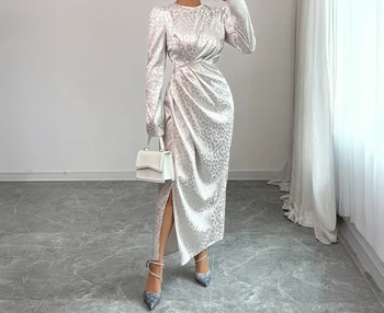 Temperamento elegante Abito versatile a maniche lunghe Abito da donna Autunno/Inverno 2025