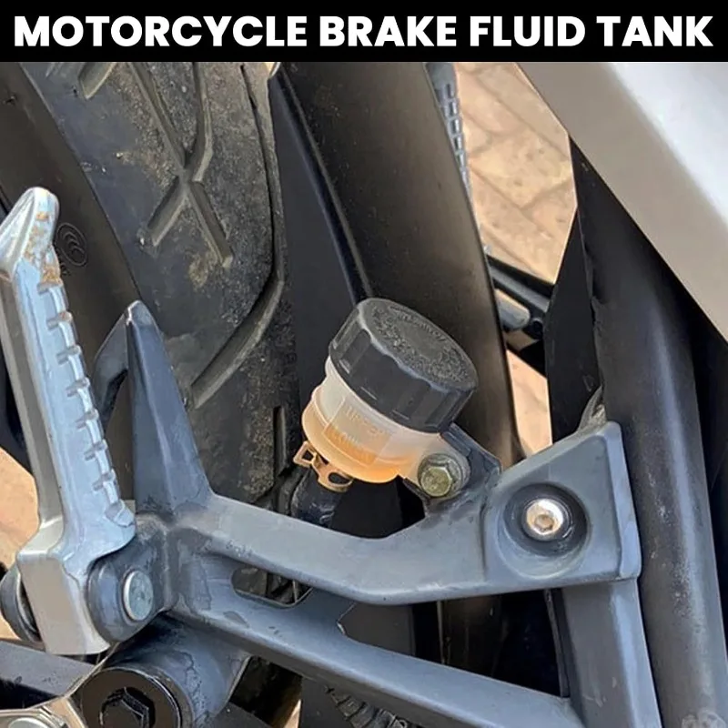 Master Cylinder Reservoir, Rear Brake Clutch Oil Tank, Straight Pump Foot Brake Oil Cup Convenient and Practical Car Accessories