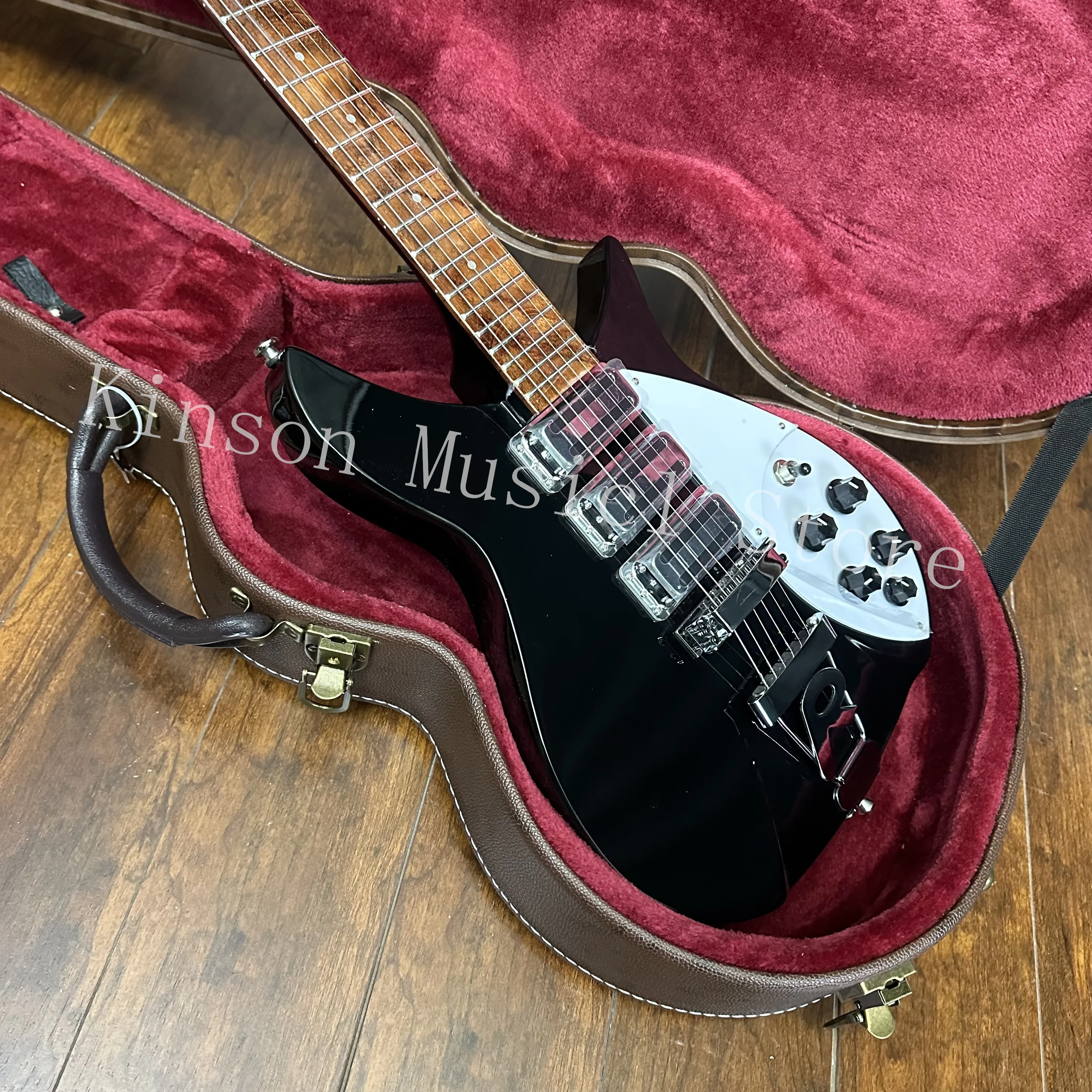 

Rickenbacker-Electric Guitar with Rosewood Fretboard, Basswood Body, R Tail Bridge, Black Color, 21 Frets, 325