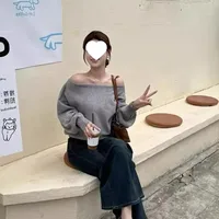 Soft Shoulder Bared Long Sleeve One Shoulder Sweater Women's Style Korean Autumn Gentle Long Neckline Top for Women