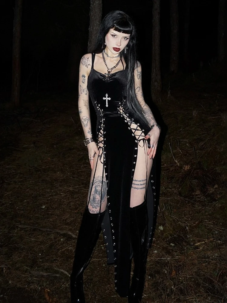 Women's Gothic Lace Slip Dress Vintage Punk Velvet Dress Sleeveless A-Line Goth Clothes Black