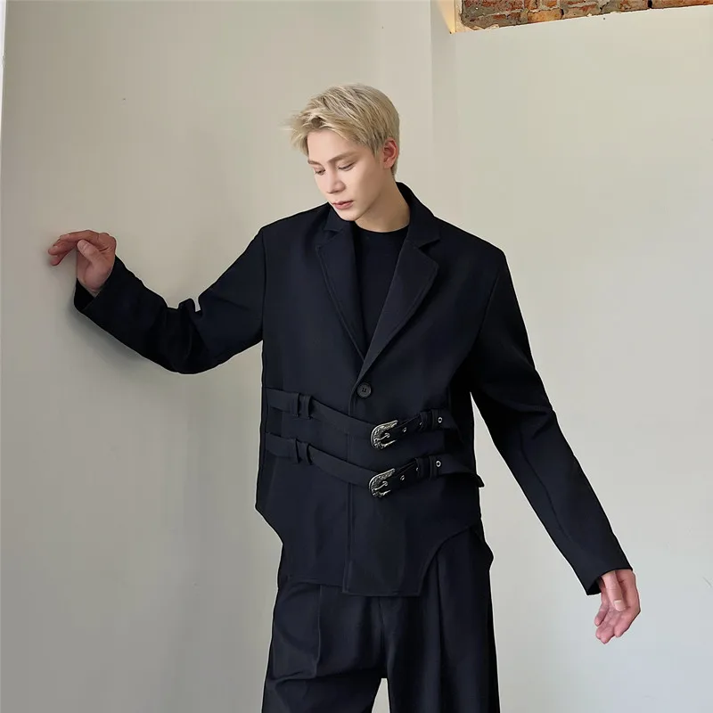 

Diablo Style Buckle Decoration With Irregular Hem Design Suit Male Ruffian Handsome Host Short Fashion Singer Stage Outfit