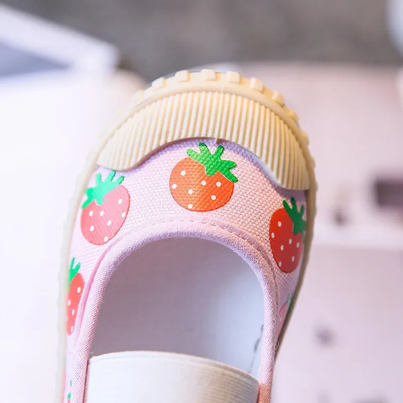 New White Toddler Girl Sneakers Cute Strawberry Kids Shoes for Girl Soft Bottom Cartoon Radish Children Canvas Shoes Girl E06292 4