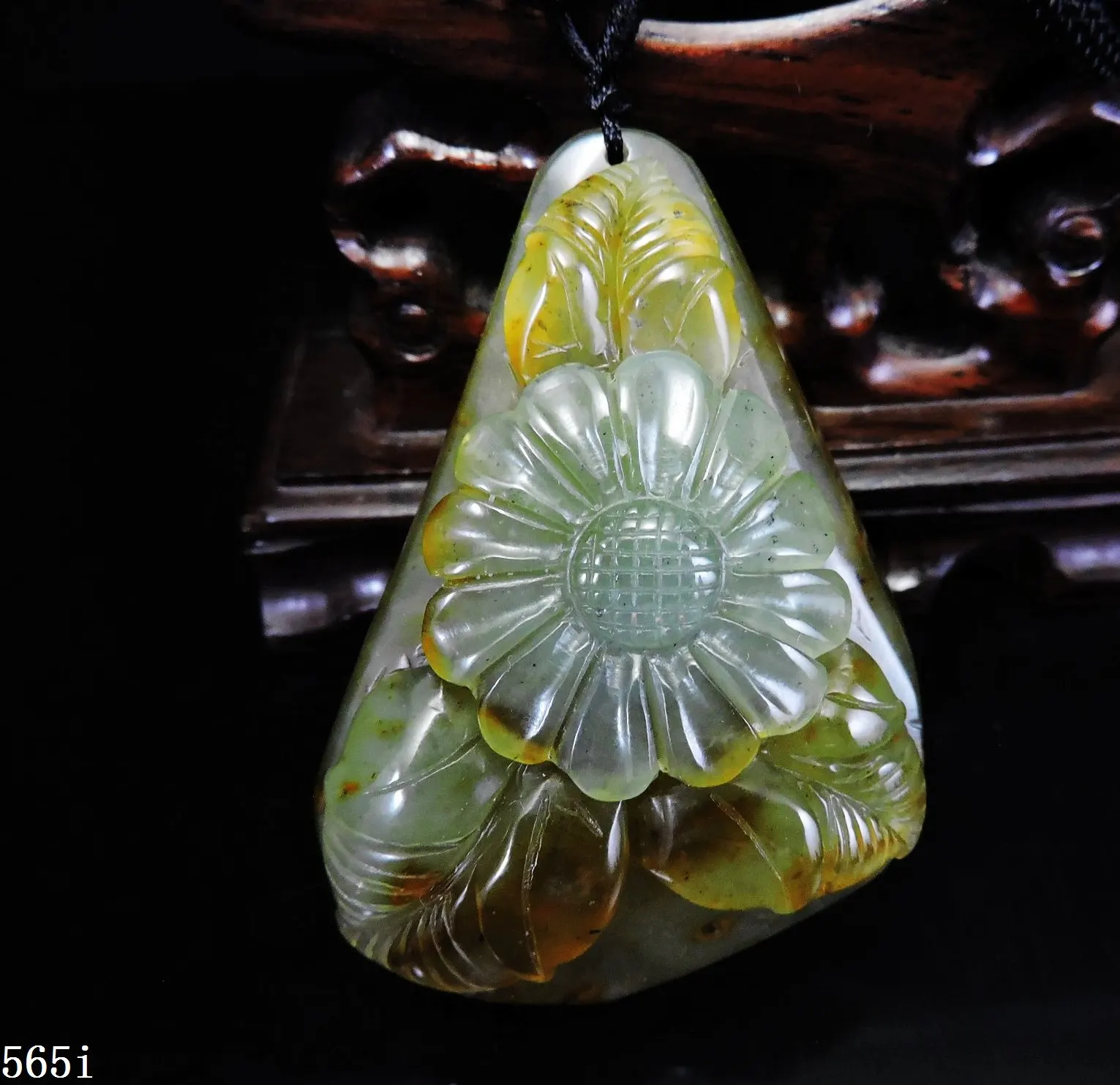 

Jade Jewelry Natural Jade Pendant Necklace Hand-Carved daisy flower Jadeite Necklace Pendant Gift No Treatment 565i