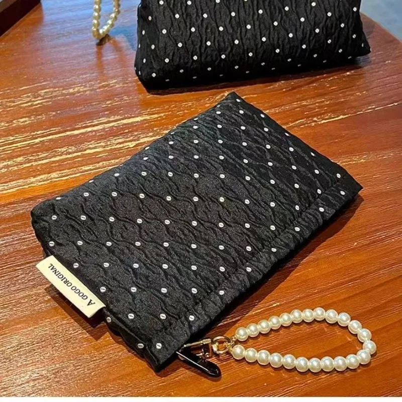 Borsa per il trucco a pois con cerniera perlata, dolce custodia per cosmetici con fodera, borsa organizer da toilette portatile da viaggio - immagine 5