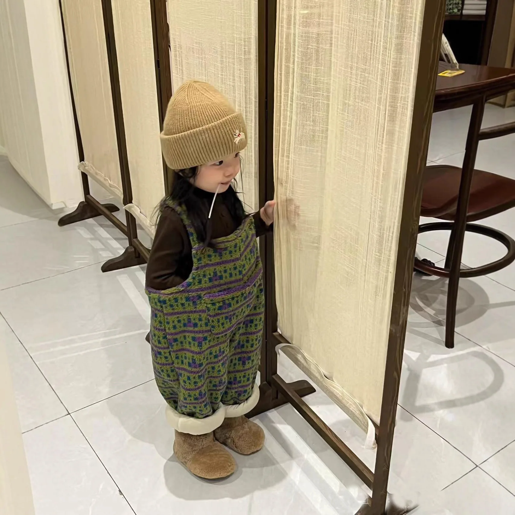 어린이 벨벳 스트랩 팬츠 가을/겨울 2026 신상  팬츠 스타일리시 캐주얼 헤어리 점프수트