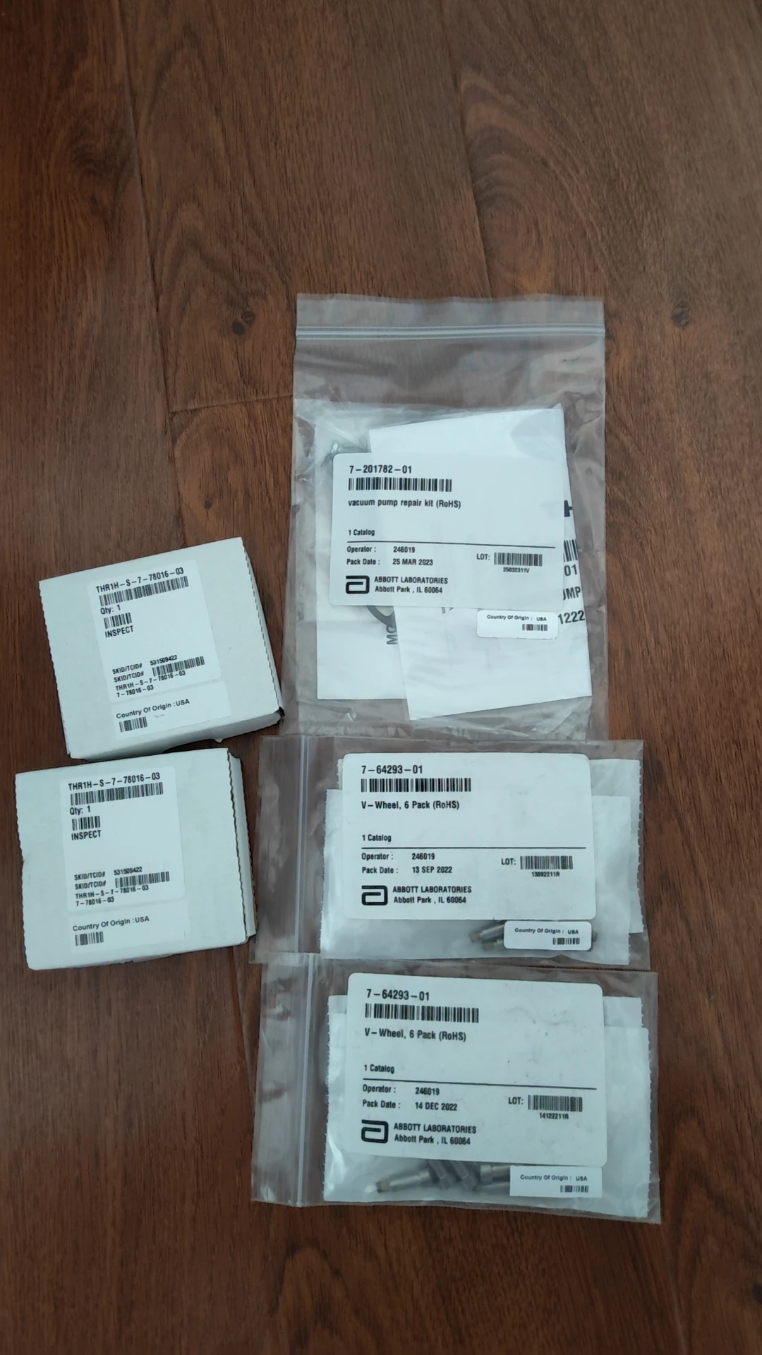 

Вращающийся колпачок Abbott для бутылок PN:7-78016-03 New, Origianl
