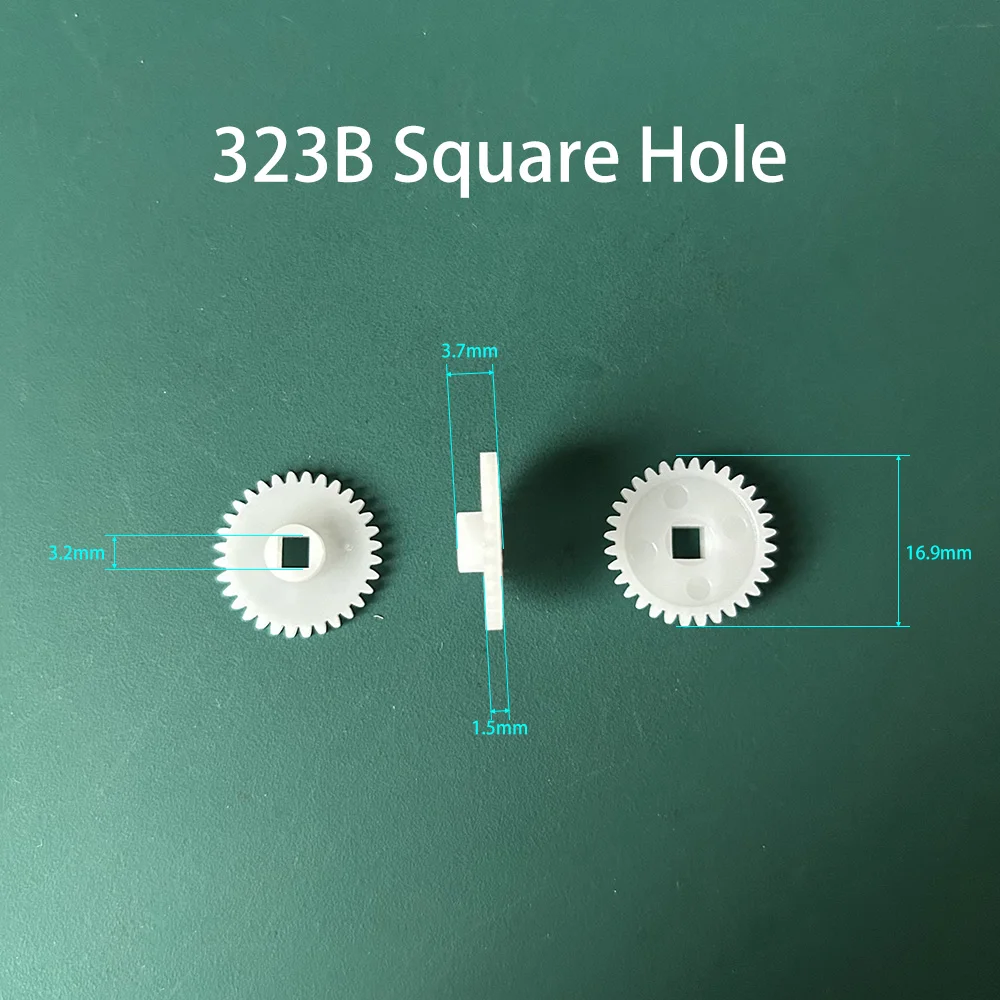 Square Axis POM Plastic Gear 272.5A 282.5A 302.5A 322A 323B 2x2mm Hole Toy Accessories Square Hole 0.5M Pinion