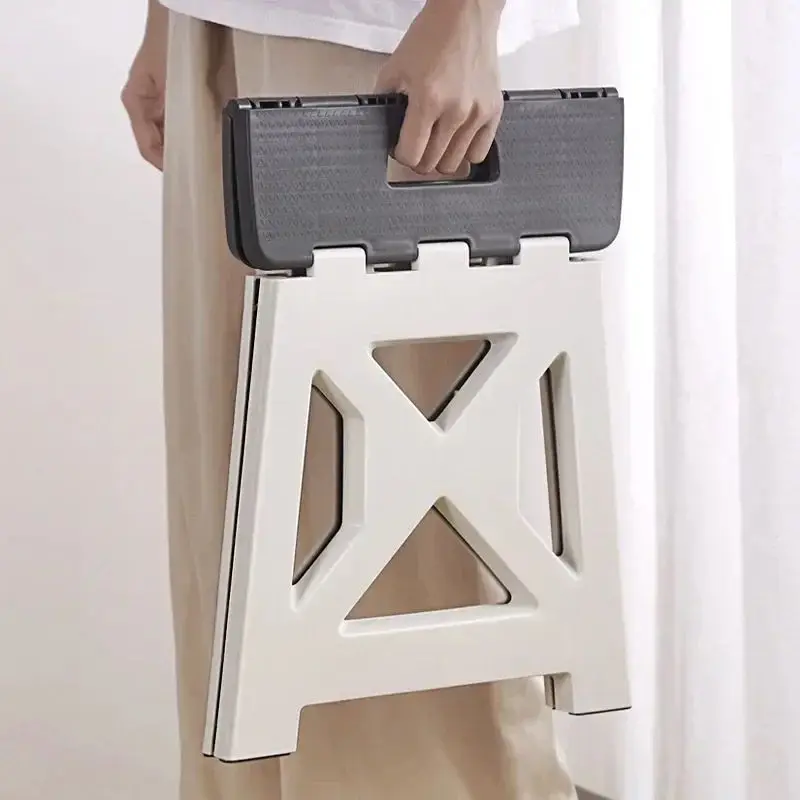 Folding stool Stool with Handle Lightweight Plastic Foldable Step Stool Home Outdoor Fishing Chair Simple-slip Convenient and Easy To Carry