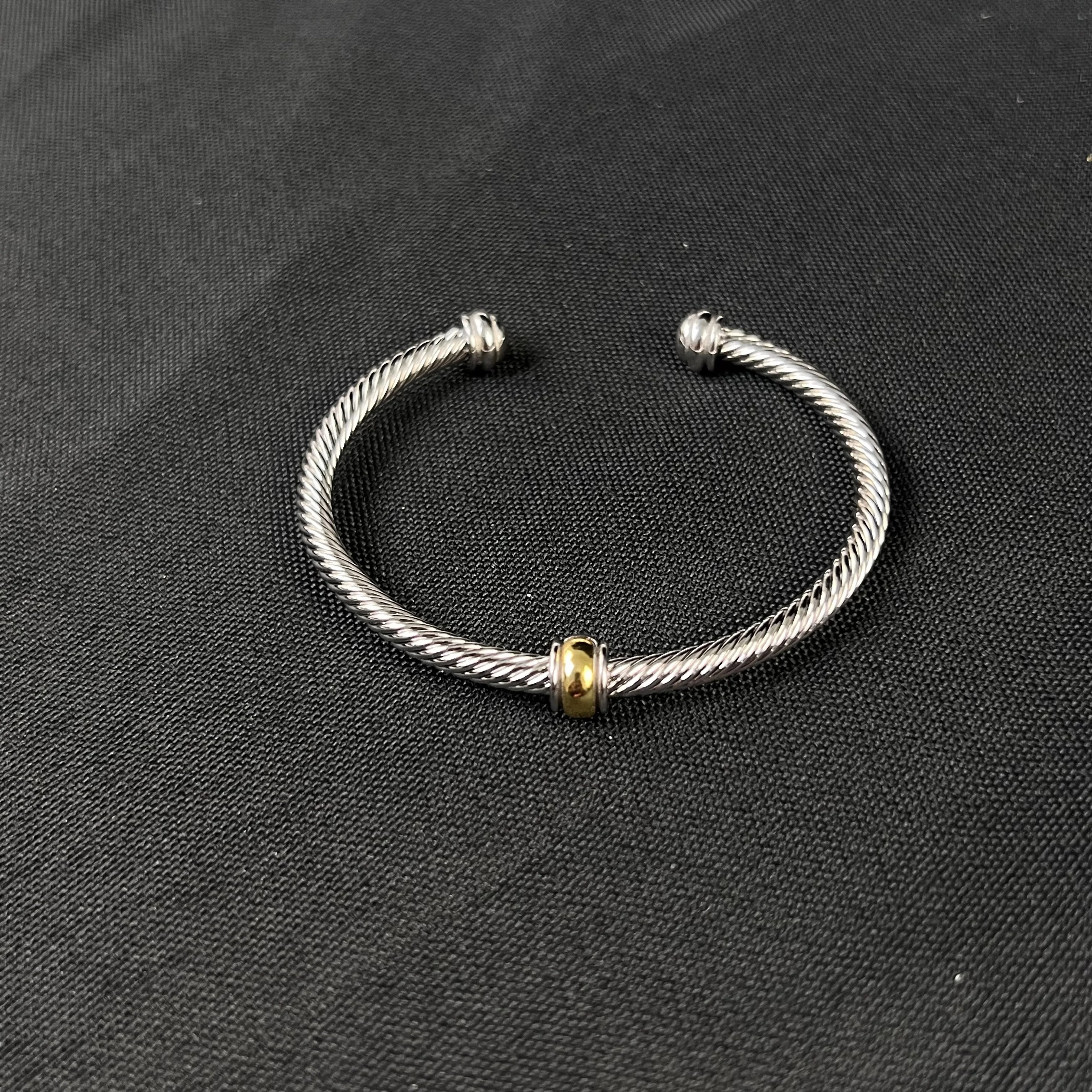 S925 الفضة الاسترليني الجديدة 4mm حبة واحدة مع سوا...