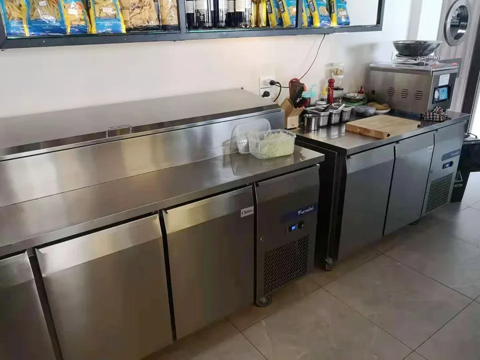 Restaurant Salad Sandwich Display Refrigerator Prep Table Salad Bar Counter - Image 6