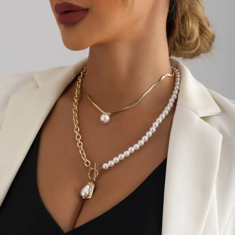 Vintage Baroque Pearl Square Pendant Necklace Alloy Pearl Splicing OT Buckle Stacked Necklace Women's Luxury Jewelry Necklaces