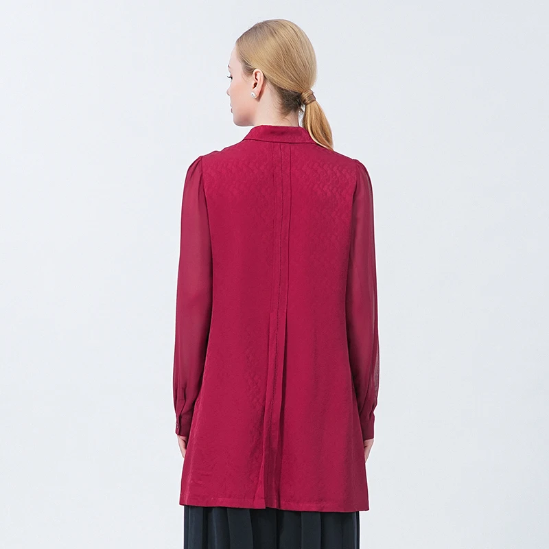 Рисунок 2 - Шелковая жаккардовая рубашка-поло с темным принтом