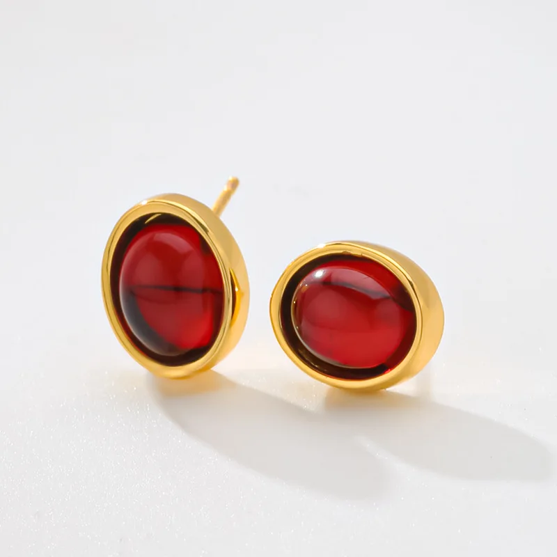 

Retro Elegant Small and Delicate Ear Stud Imitation Red Agate Glass Jewelry