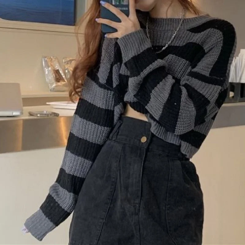 

Korean Style Striped Cropped Sweater Women Vintage Oversize Knit Jumper Female Autumn Long Sleeve O-neck Pullovers Tops