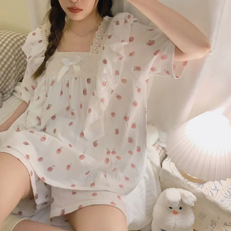 Рисунок 2 - Милая женская пижама Y2k