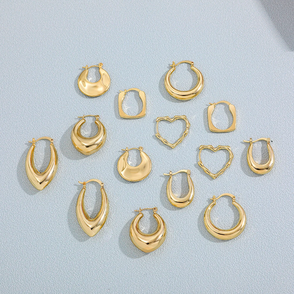 Classic Retro 18K Gold Plated Huggie Earring Geometric Ear Buckle Minimalist INS Hot Sale Hoop Earrings Women Fashion Jewelry