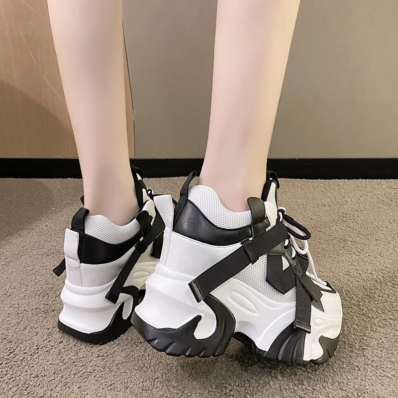 10.5CM wiosenne kobiety casualowe buty sportowe jesienna koronka buty na wysokiej platformie gruba podeszwa Sport buty dla taty damskie sneakersy Chaussure Femme