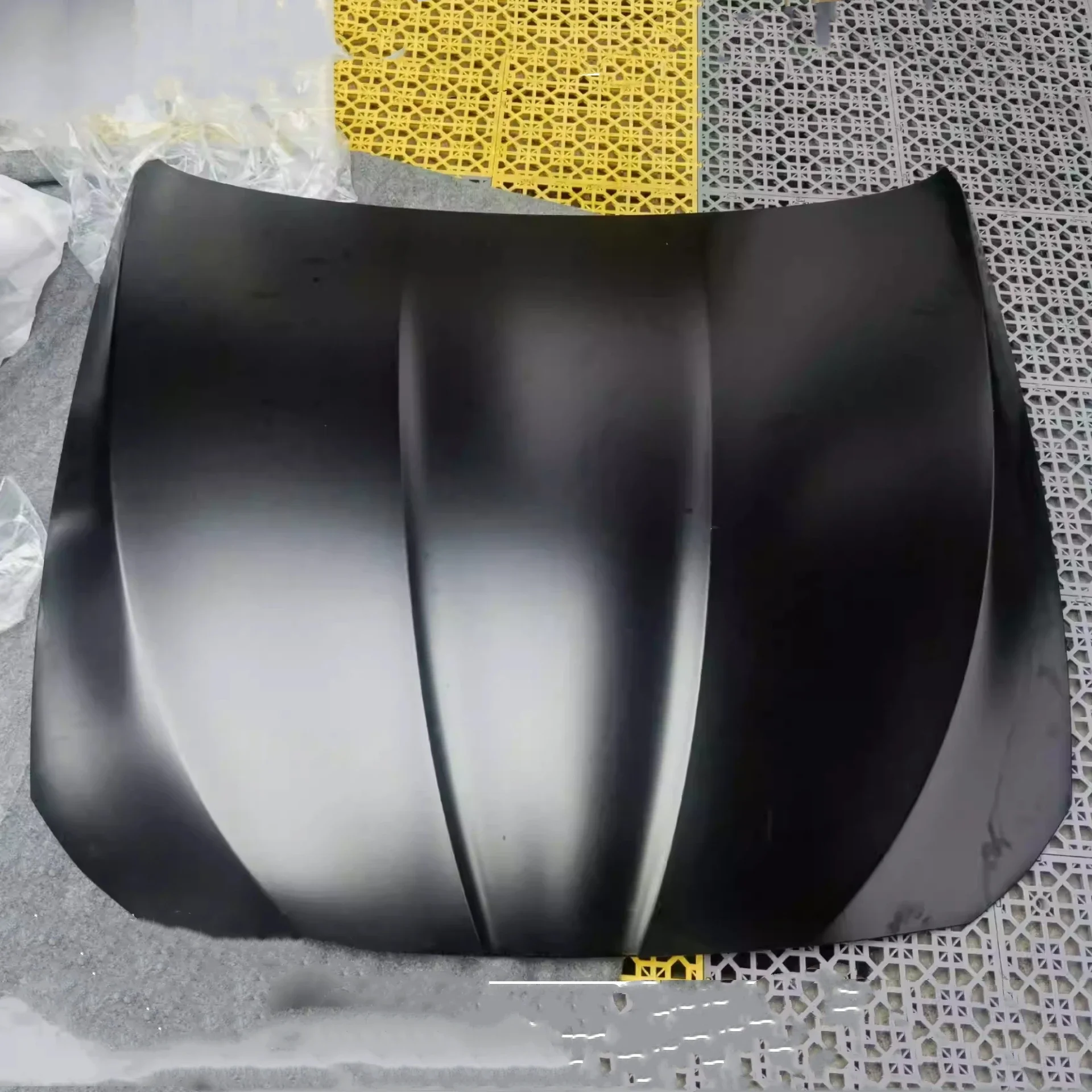 

Body Kit Iron Engine Cover Hood for BMW F18 2014 Light Weight Bonnet Car Accessories