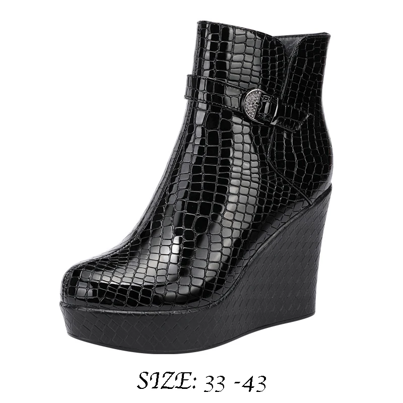 High quality short ankle boots for women Patent leather 10cm wedge high heel platform 2023 autumn / winter elegant shoe - black