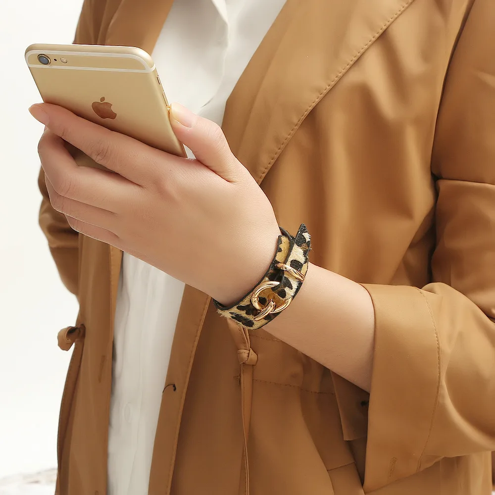 Bangle Bracelet Leather Bracelets Leather Bracelet Punk Style Double-sided Leopard Print Fur Leather Bracelets & Bangles For Women Girls