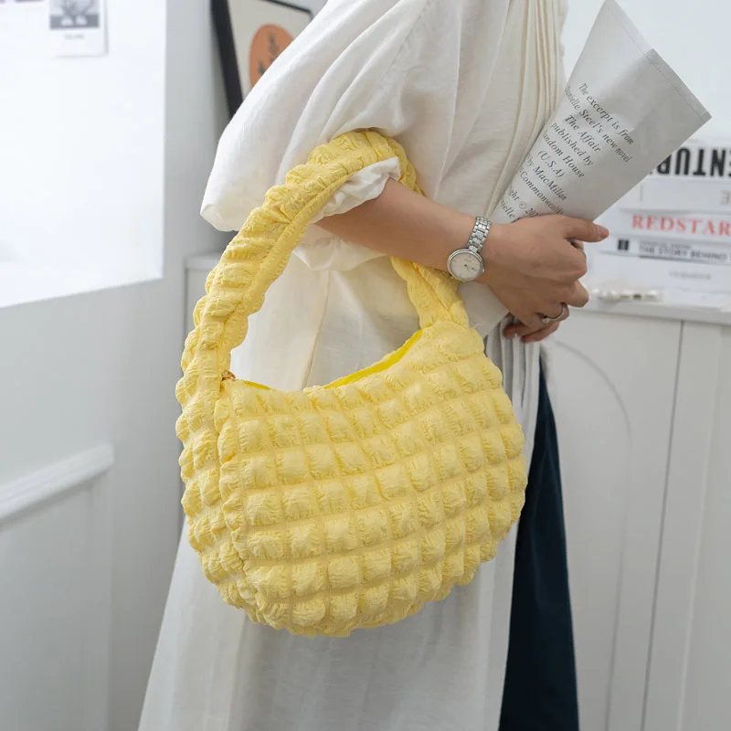 

Women Cloud Shoulder Bags Quilted Pleated Bubbles Large Capacity Female Underarm Bag Tote Shopping Bag Soft Cloth Ruched Handbag