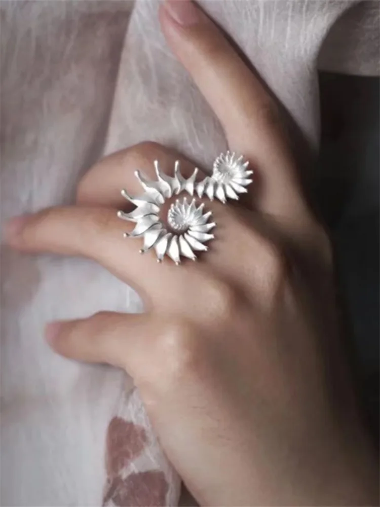 ZHUHE Conch Stud Earrings Vintage Style For Women Men's Jewelry Accessories Party Gifts 6