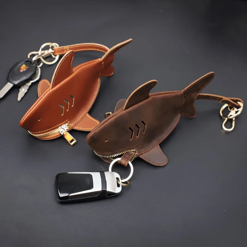 Creative Crazy Horse Leather Keycase - Portable Universal Shark-Themed Key Holder with Personalized Pocket Pendant