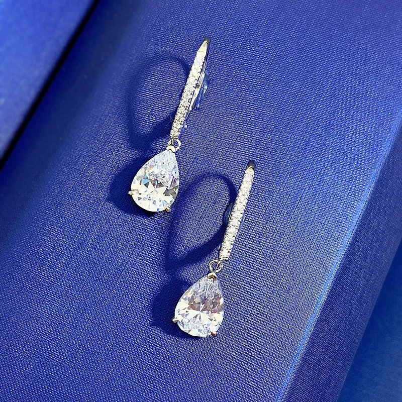 

2022 new s925 sterling silver earrings 7*10 pear-shaped simple personality zircon earrings
