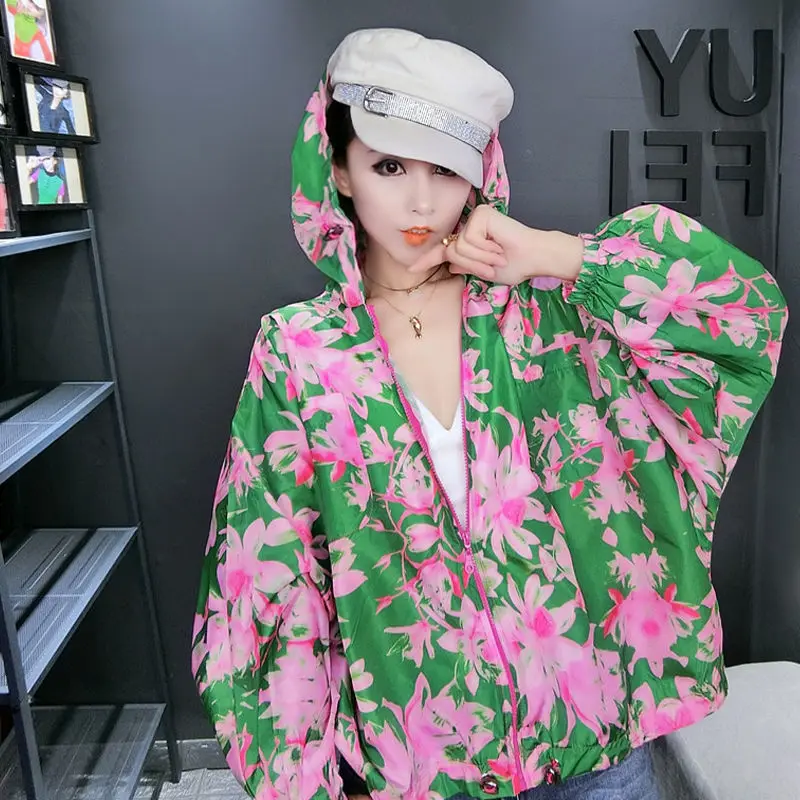 

Hooded Jacket Sweatshirt Street Fashion Print Zipper Long Sleeve Top South Korean Beach Casual Sunscreen Clothing Bomb Jacket