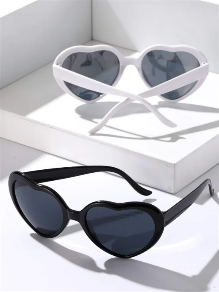 Zweiteilige PC-Liebesbrille, Nachtlichter, Wechsel der Liebe, Spezialeffektbrille, romantisches Geständnis, Online-Promi-Modespiegel. – Detail 3