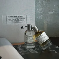 Parfum unisexe 100 ml, bois de santal, fragrance fraîche, eau de toilette, notes fruitées classiques, parfum pour femme et homme, spray corporel à la bergamote 1