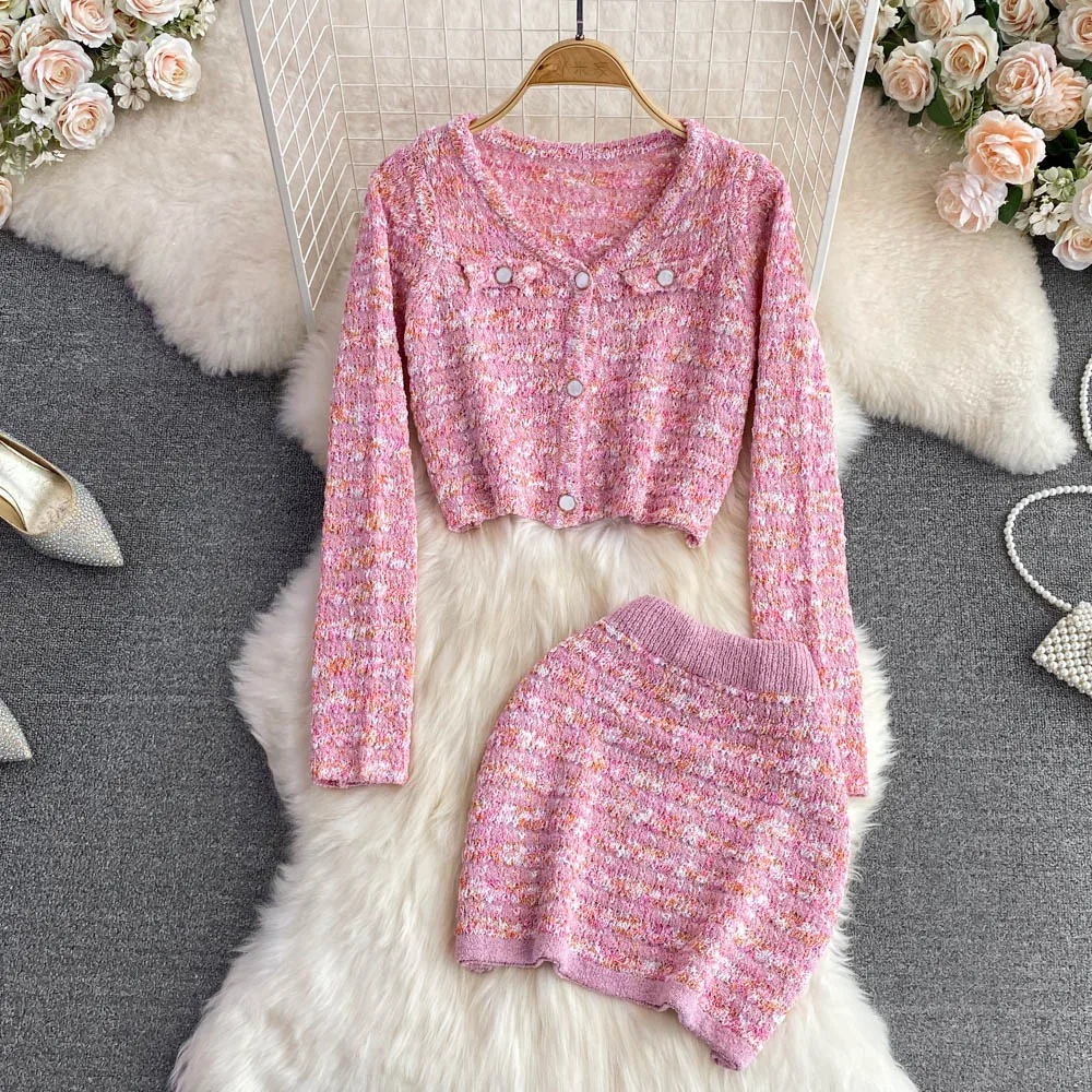 

Xiaoxiangfeng Temperament V-neck Long-sleeved High-waisted Knitted Cardigan Coat High-waisted Skirt Two-piece Set