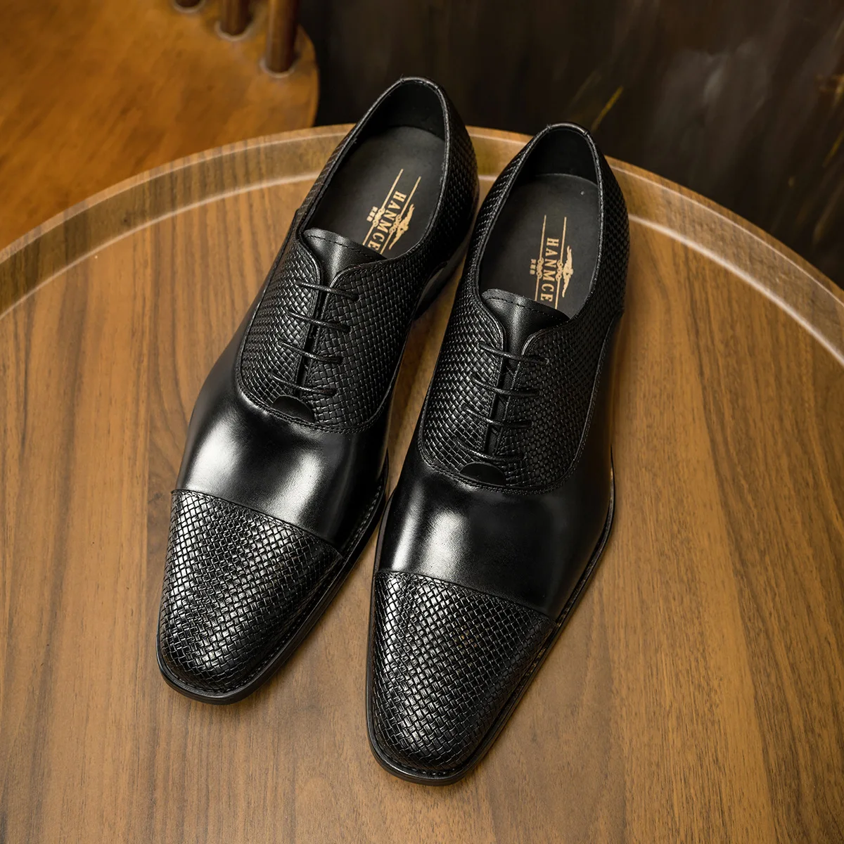 Men Formal British Style Genuine Braided Leather Trend Pointed Toe Lace-Up Design Black/Red Mens Business Wedding Dress Shoes