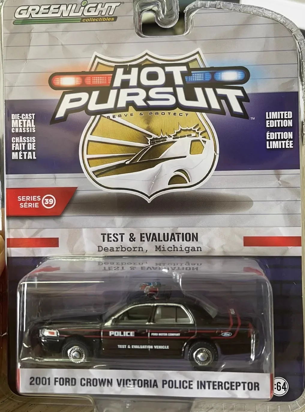 

1:64 2001 Форд Корона Виктория полиция перехватчик литая модель автомобиля из металлического сплава игрушки для коллекции подарков