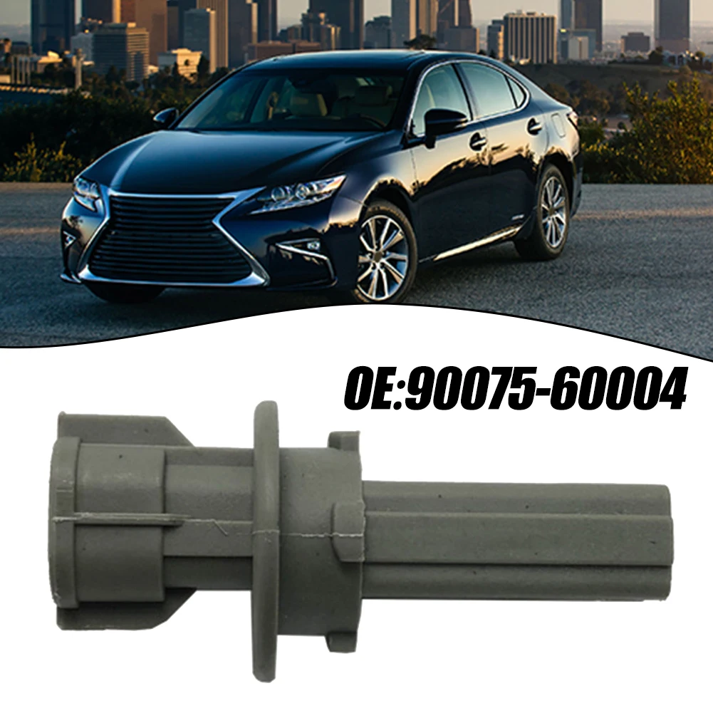 

Патрон цоколя лампы T10 90075-60004 для габаритных огней Toyota, 1 шт.