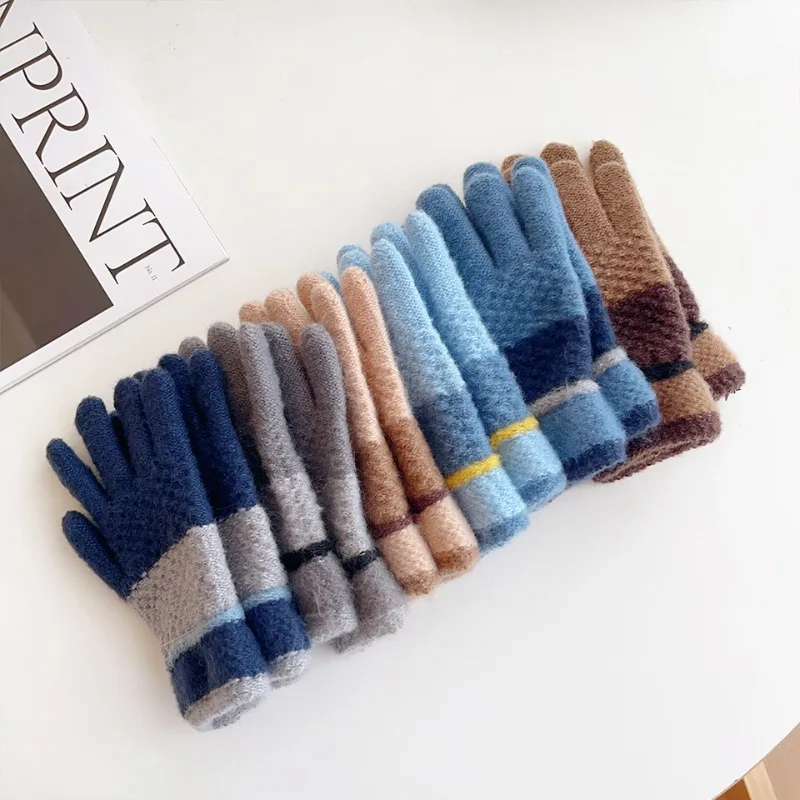 New Fashionable Kids Gloves Baby Clash of Color Knitted Warm Gloves Autumn and Winter Kids Cold Thickened Outdoor Riding Mittens