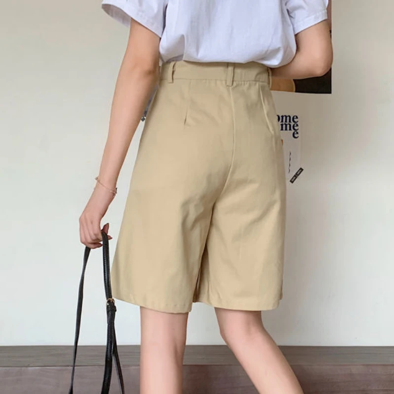 Soft Pleated Shorts Women’s Japan Simple Summer Knee Length Trousers College Teens Unisex Vintage High Rise Waist Loose Plus size womens Japanese Clothing for Woman in Khaki