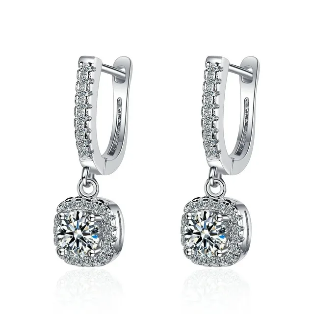 2CT Moissanite Hoop Earring