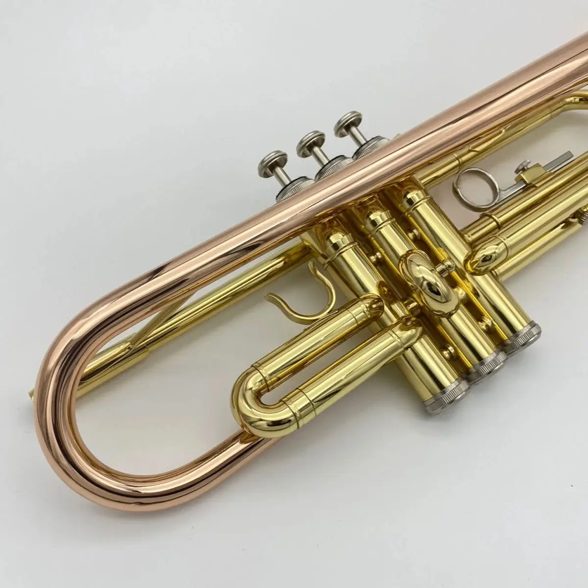 High-quality professional trumpet instrument for beginners to play gold-plated phosphor bronze reverse grip left-hand trumpet