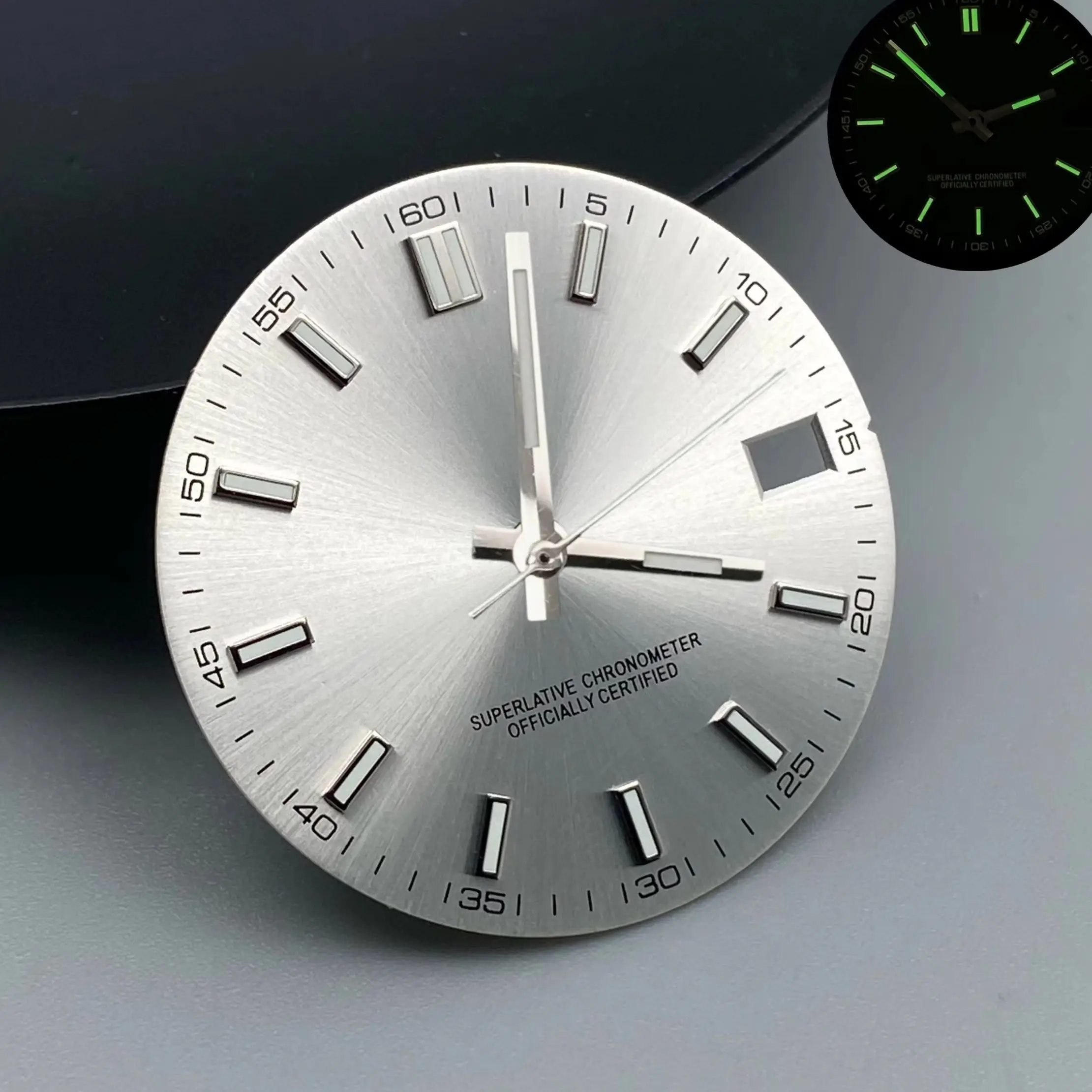 Green Luminous 28.5MM Watch Dial with Hands - NH35/NH36 Movement-Compatible Watch Accessory