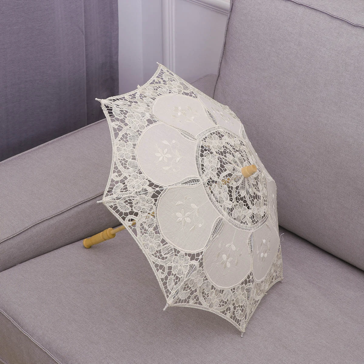Lace Umbrella Handmade Cotton Craft Photography Prop Wedding Umbrella Decor Diameter 60cm (Beige)