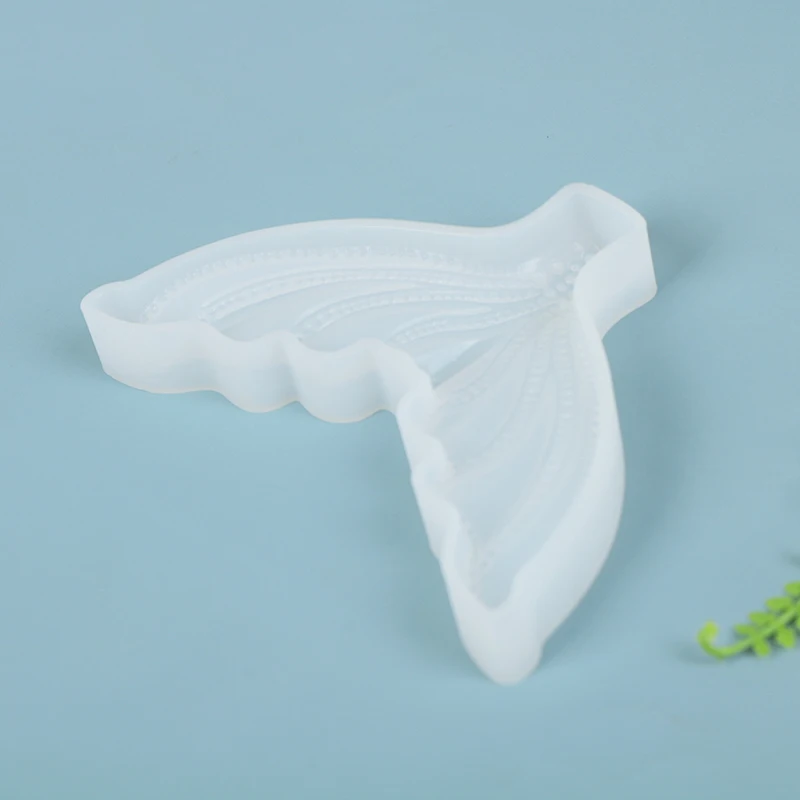 Рисунок 4 - Силиконовая форма для мастики «хвост