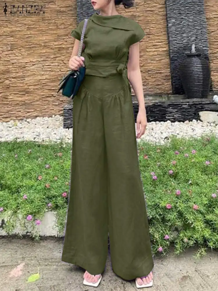 

Комплект женский летний из блузки и брюк, с коротким рукавом